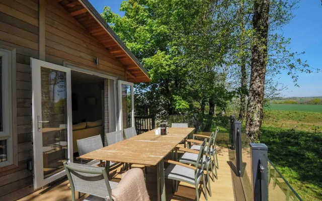 23 Meadow Retreat