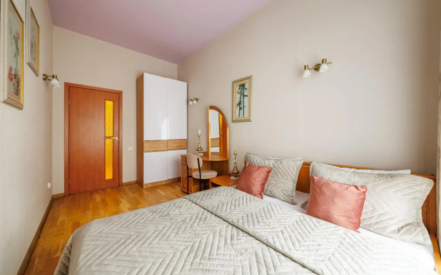 Dere Apartments (Дере Апартментс) на улице Большая Московская 9