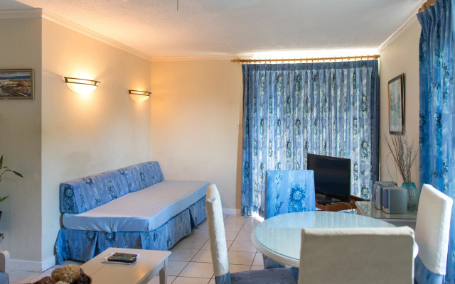 Beach Club 1 Bedroom Apartment