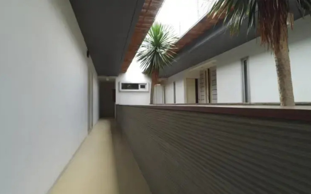 FLAT06. Minimalist Residence
