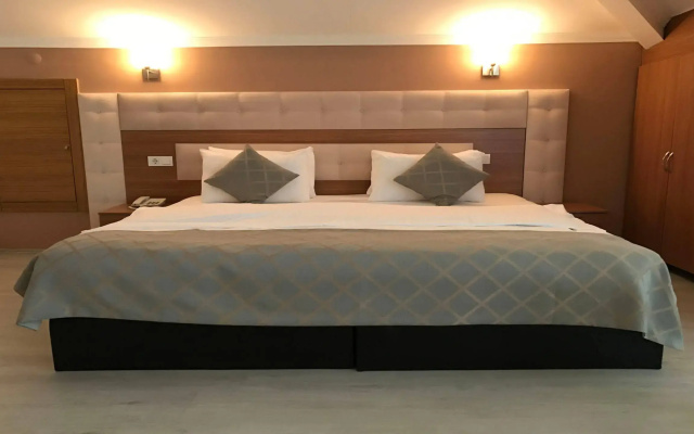 Silver Palace & Spa Hotel