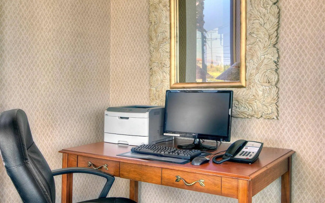 Hampton Inn & Suites San Mateo-San Francisco Airport