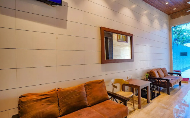 Fabhotel Starwood Residency
