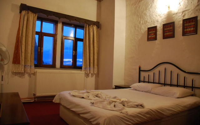 Yasins Place Cave Hotel