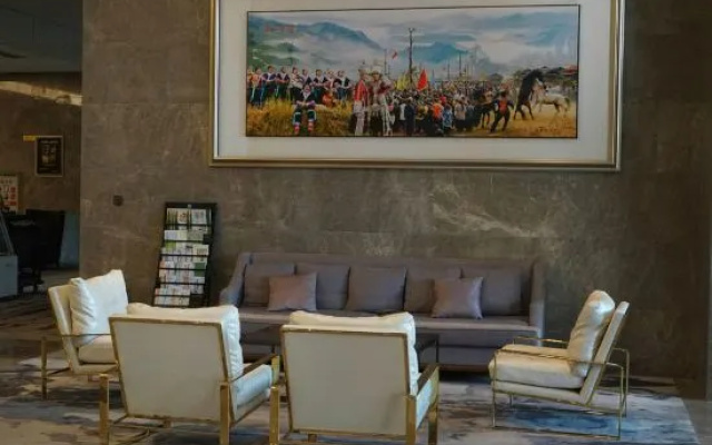 Yuanbao Shan Hotel