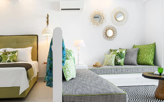Villa D'Oro - Luxury Villas & Suites