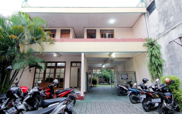 Mas Gun Guest House