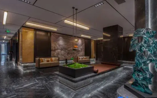 Yuzhong Lanke International Hotel