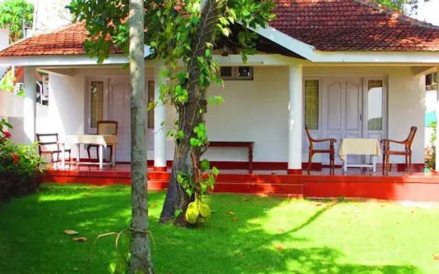 Carl-Dale Backwaters Vacation Home