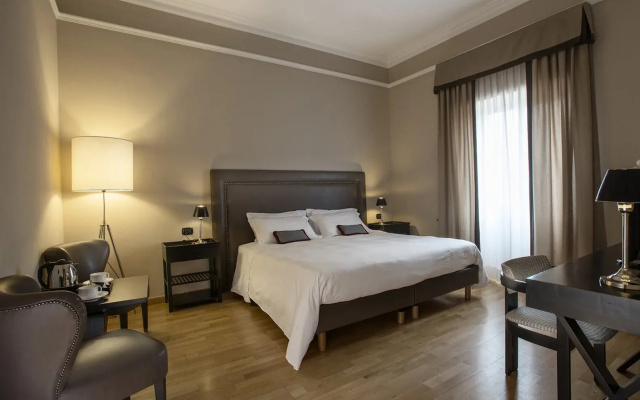 Ambasciatori Place Hotel
