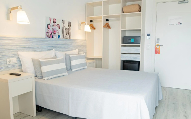 Отель Fergus Club Pineda Splash