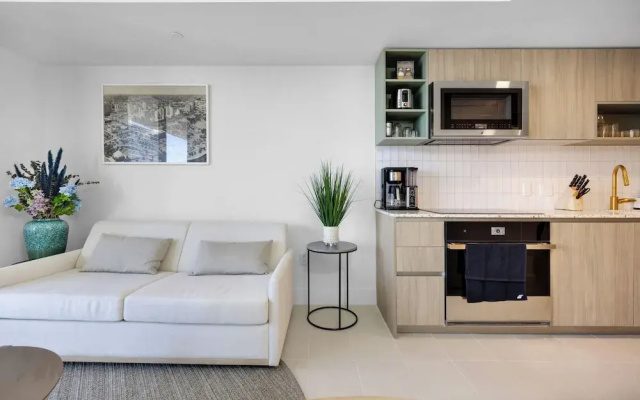 DTW Miami Luxury 1BR with Urban Views