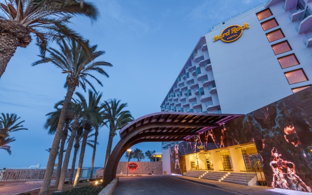 Hard Rock Hotel Ibiza вид на фасад