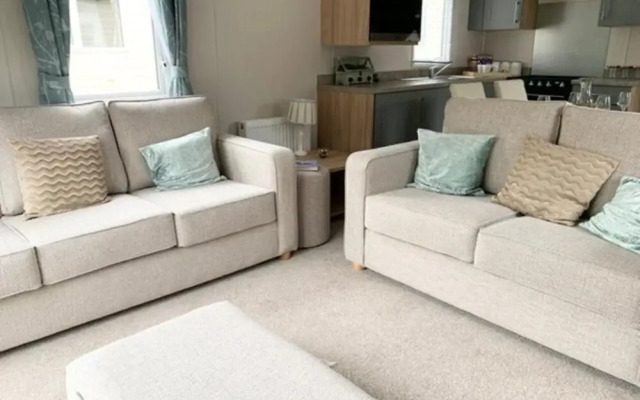Exotic 3-bed Caravan at Newquay Holiday Park