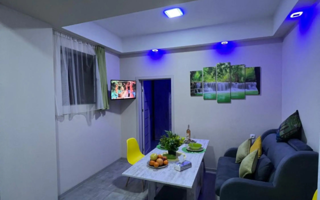 COMFORT with GREEN REFRESHING INTERIOR