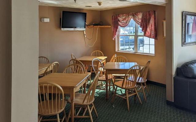 St Clair Inn and Suites