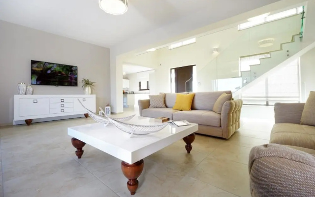 Helios Luxury Stone Villa