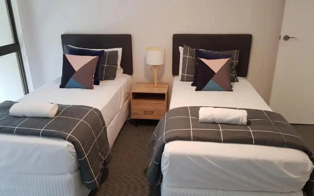 Gemini Court Holiday Apartments