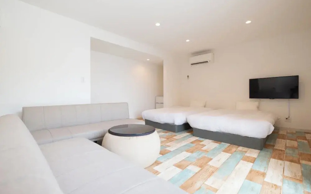 Kawazu Beach House Blue Moon