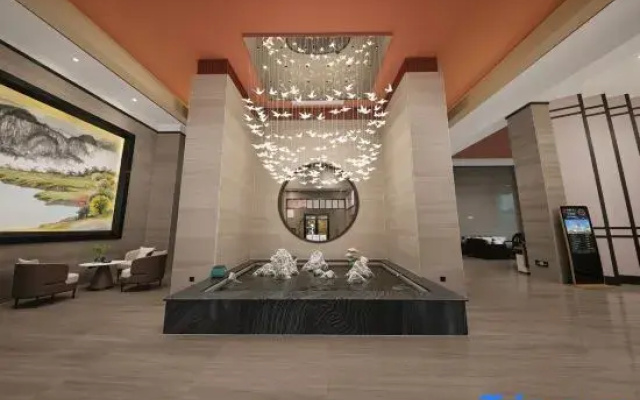 Huarui Hotel