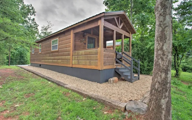 Hike, Sip & Unwind! Mill Spring Cabin Near Winery