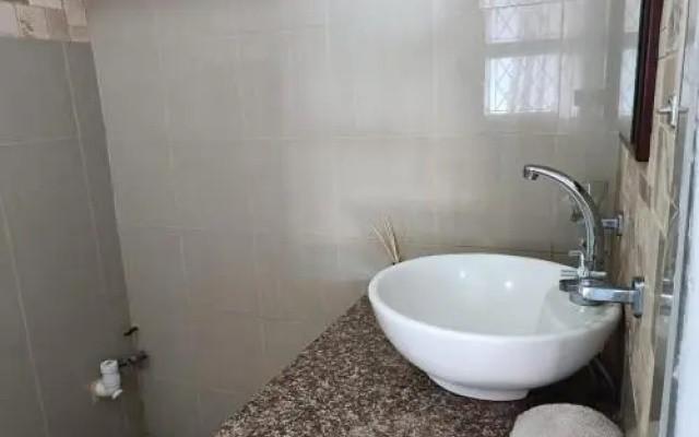 Dumela Margate Flat No 12