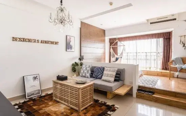 Designer's Apartment (Wuhan Tanhualin)