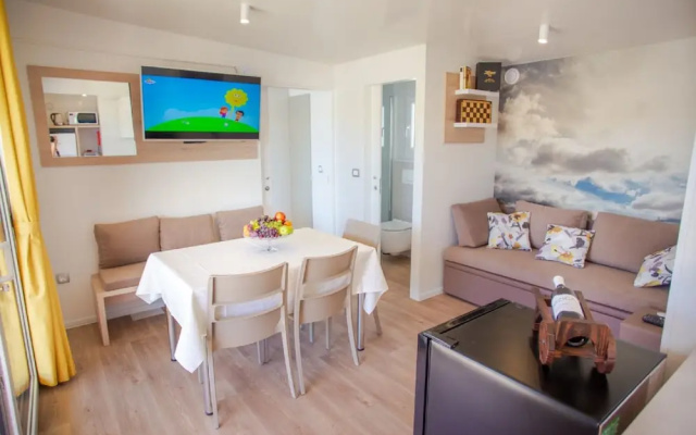 Lastura Aparthotel & Mobile Homes