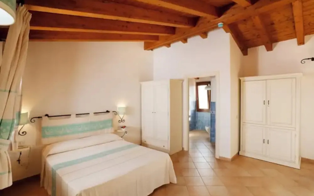 Il Mirto Appartamenti, Ac e Wifi, Gallura