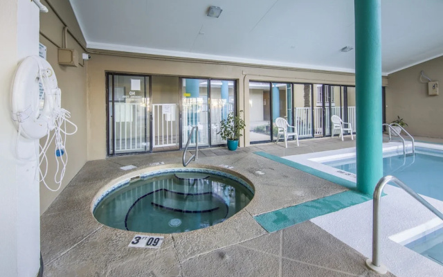 Romar Place Condos