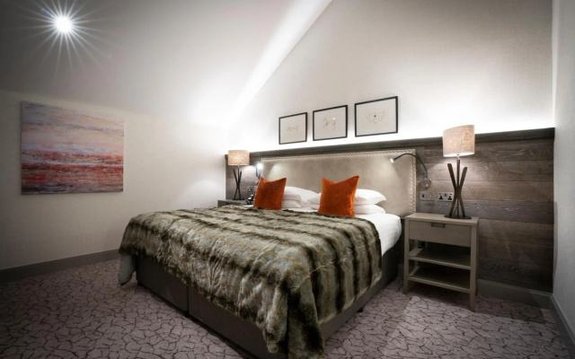 Lodore Falls Hotel & Spa