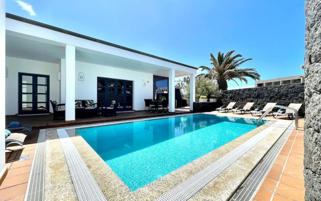 Your Island Villa Mamma Mia 1