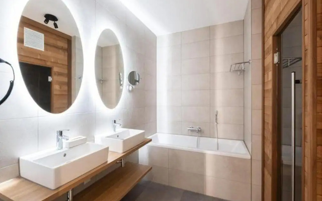 Beachfront Apartment for Four in Workum