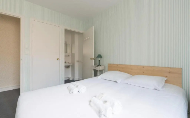 Appartement familial sur la plage de Bonne-Source