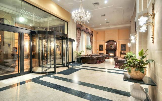 AX The Victoria Hotel
