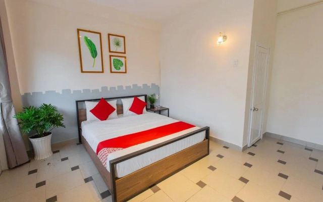 Oyo 569 Z Hotel