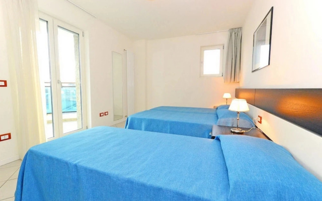 Central Lignano Apartment With Balcony