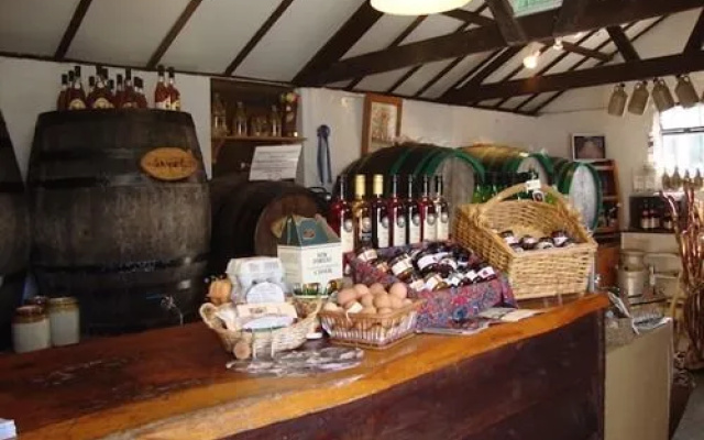 Cider Cottages & Forest Cottage B&B