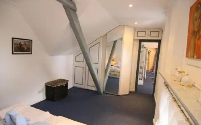 Sybille im alten Friesenhaus