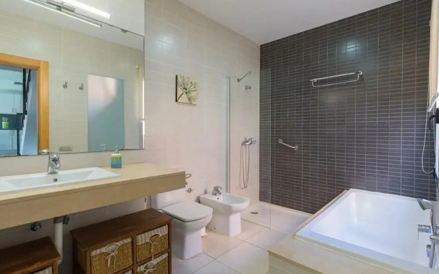 Chalet in Salobre With Private Heated Pool