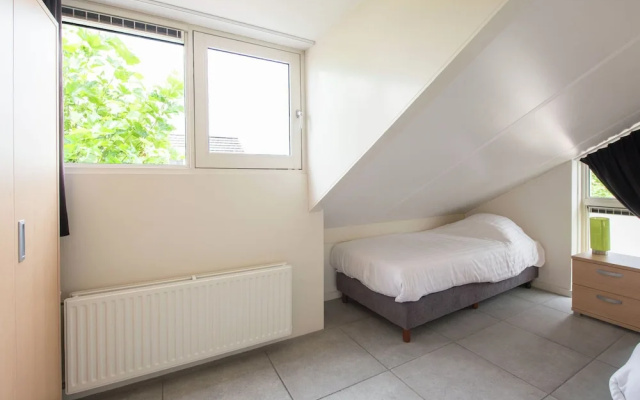 Nice House With Dishwasher, Near Amsterdam