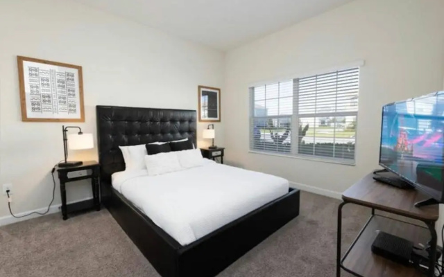 8923 SD - Champions Gate