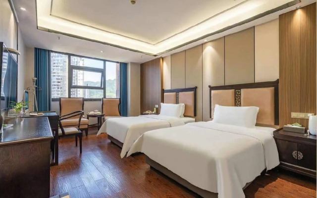 Caifu Holiday Hotel