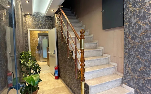 Elita House