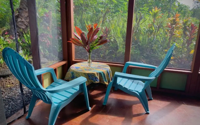Tropical Zen Bungalow
