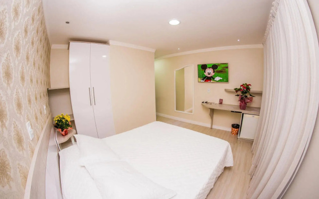 Hotel Rouxinol