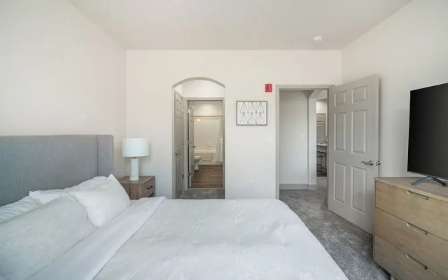 Landing Apartments Near University Of Cincinnati
