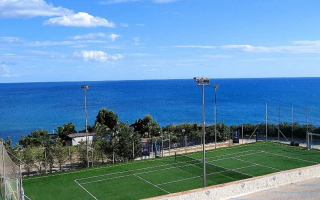 Two Room Apartment Near the Beach 1