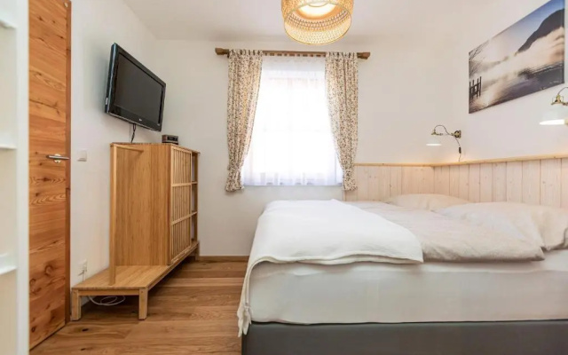 Tonis Apartment