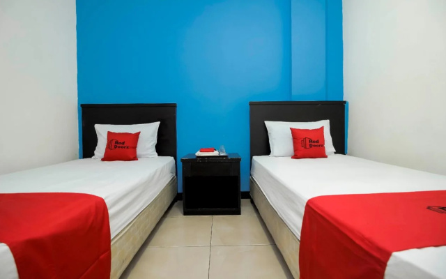 RedDoorz near Palembang Icon Mall